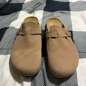 Birkenstock Clogs Tan Suede